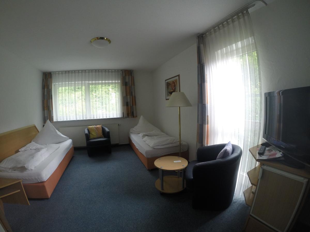 Hotel Zum Wasserfall Garni 3*